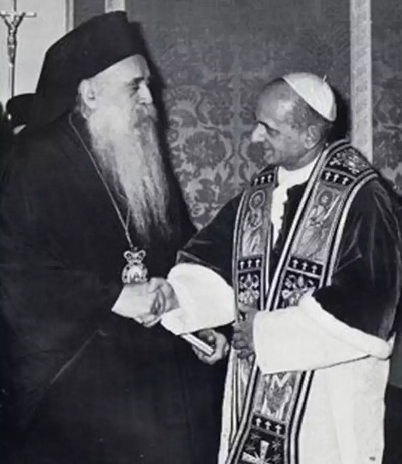 1965-Athenagoras-Pope-Paul-VI-historic-meeting