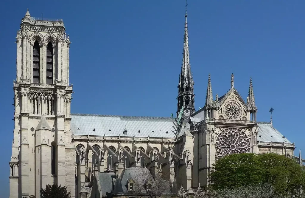 Historic-Notre-Dame-Cathedral-Paris-pre-fire