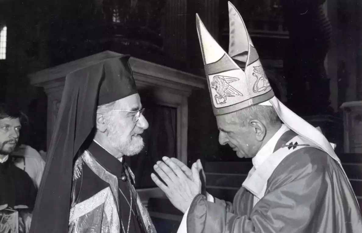 Metropolitan-Meliton-meets-Pope-Paul-VI-in-historic-dialogue.