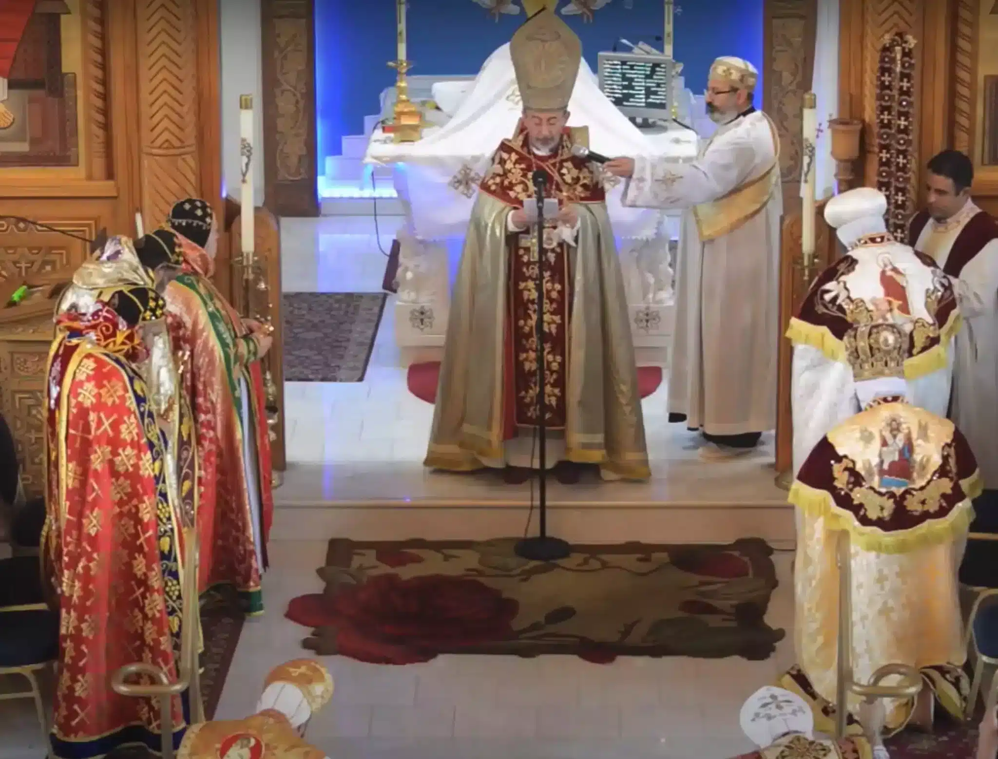 Oriental-Orthodox-clergy-in-church