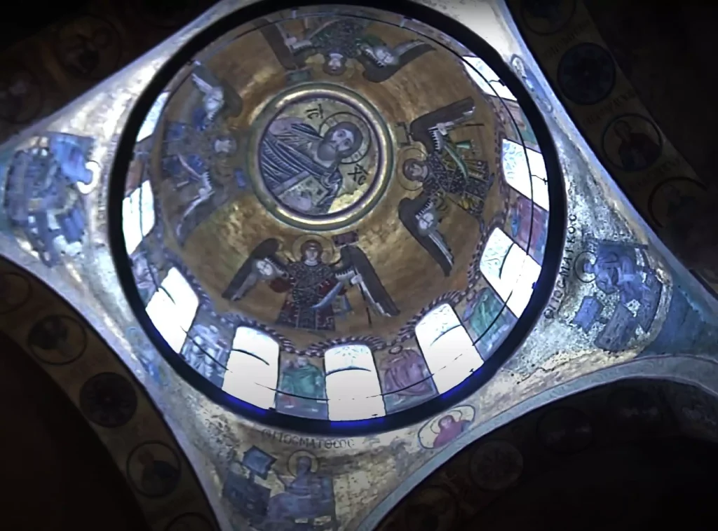 St.-Sophia-Cathedral-dome-with-Pantocrator,-Kyiv