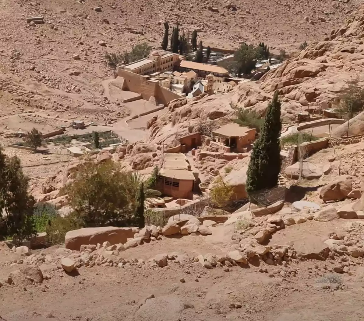 Saint-Catherine's-Monastery-amidst-Mount-Sinai's-tranquil-scenery