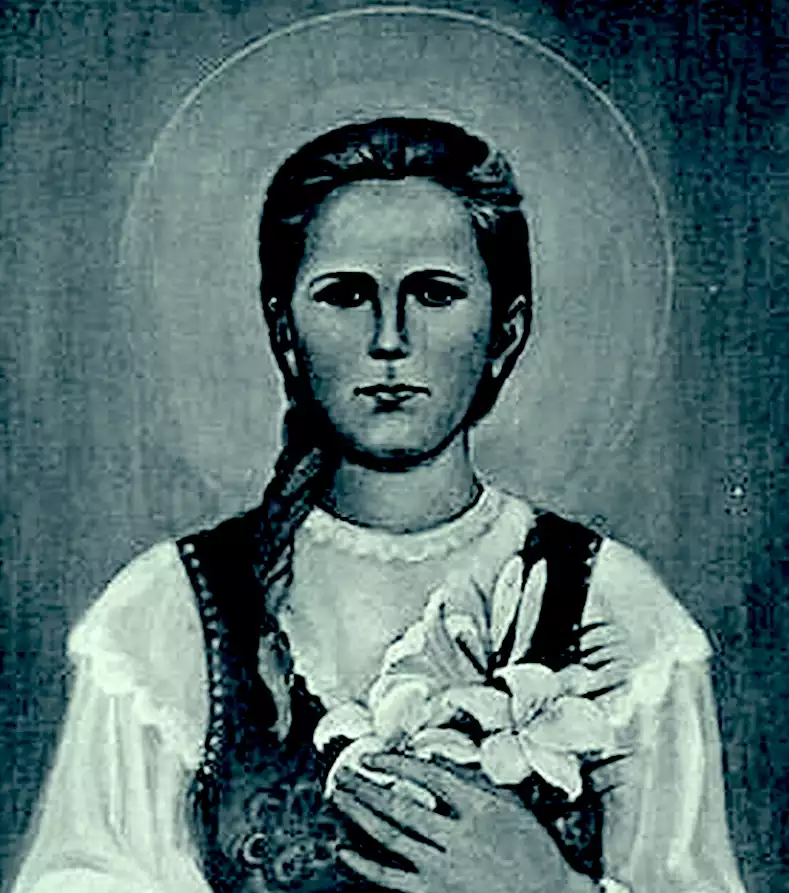 blessed-karolina-kozka-teenage-portrait